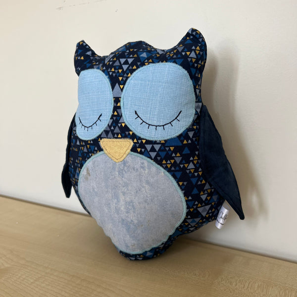 Aroha Owl - Sleepy Blue