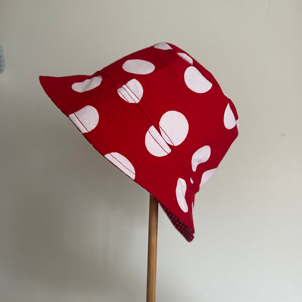 Bucket Hat - 0 to 3 Months - Red with White Spots