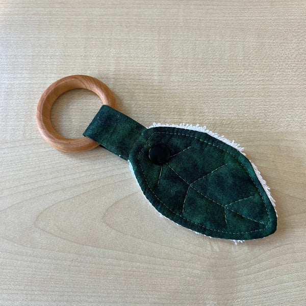 Teething Ring - Leaf Dark Green